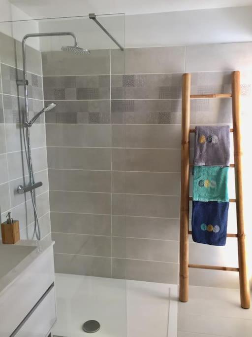 Hamo Cosy Piscine Proche Plage Sainte-Anne Ngoại thất bức ảnh