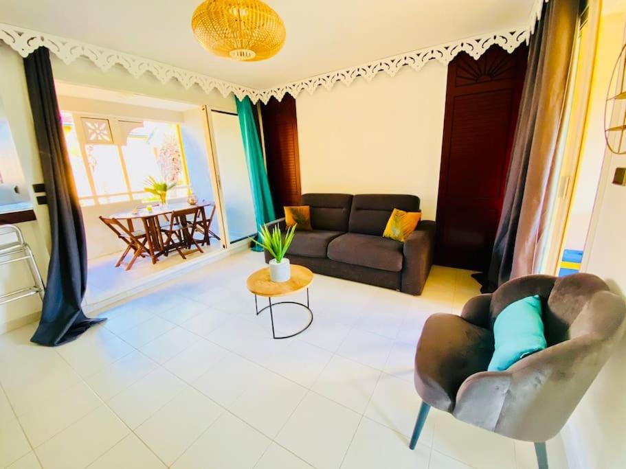 Hamo Cosy Piscine Proche Plage Sainte-Anne Ngoại thất bức ảnh